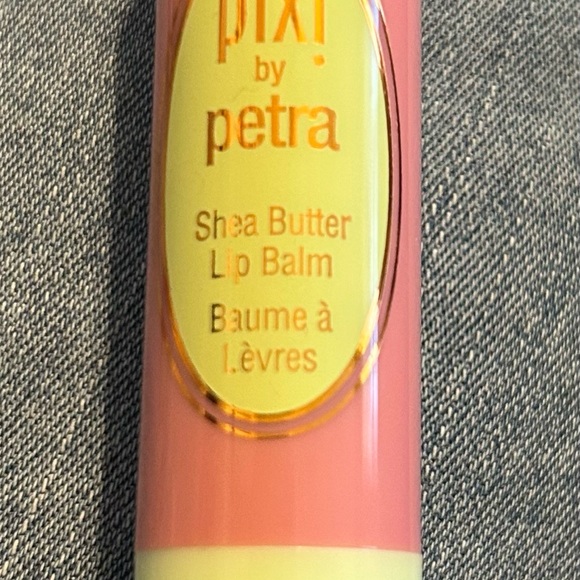 Makeup bundle - Picture 4 of 6